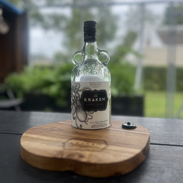 Kraken Rum serveerplank met fakkelverlichting - Afbeelding 4